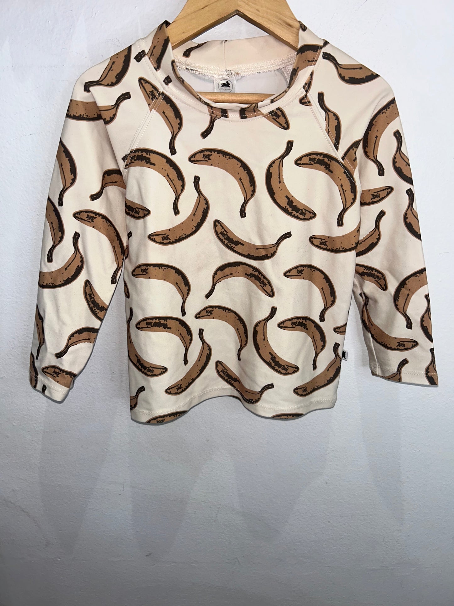 Little and lively banana rashguard 3-4y