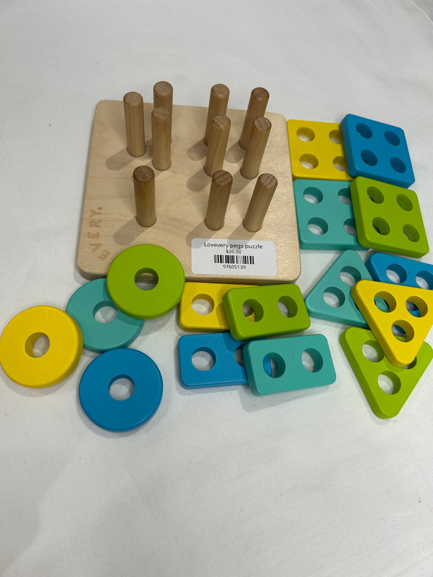 Lovevery pegs puzzle