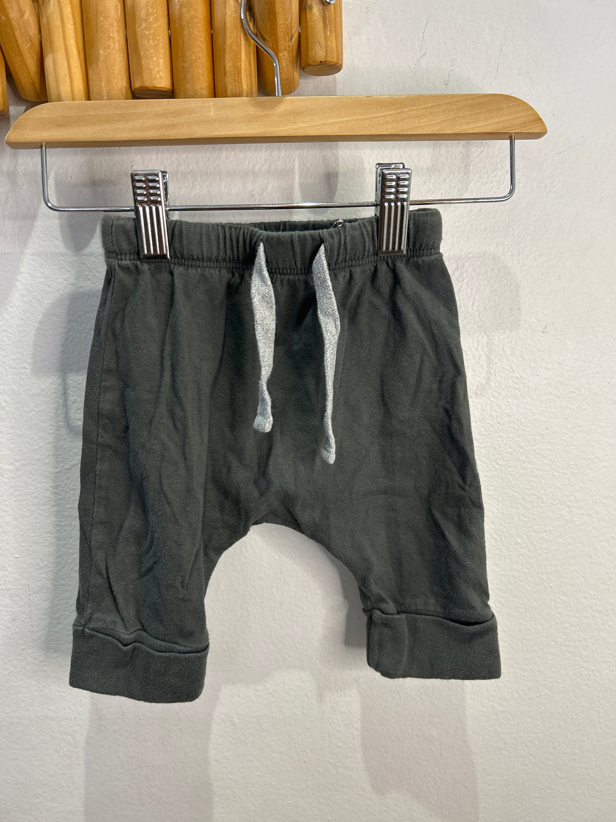 Minimioche grey drawstring pants 12-18m