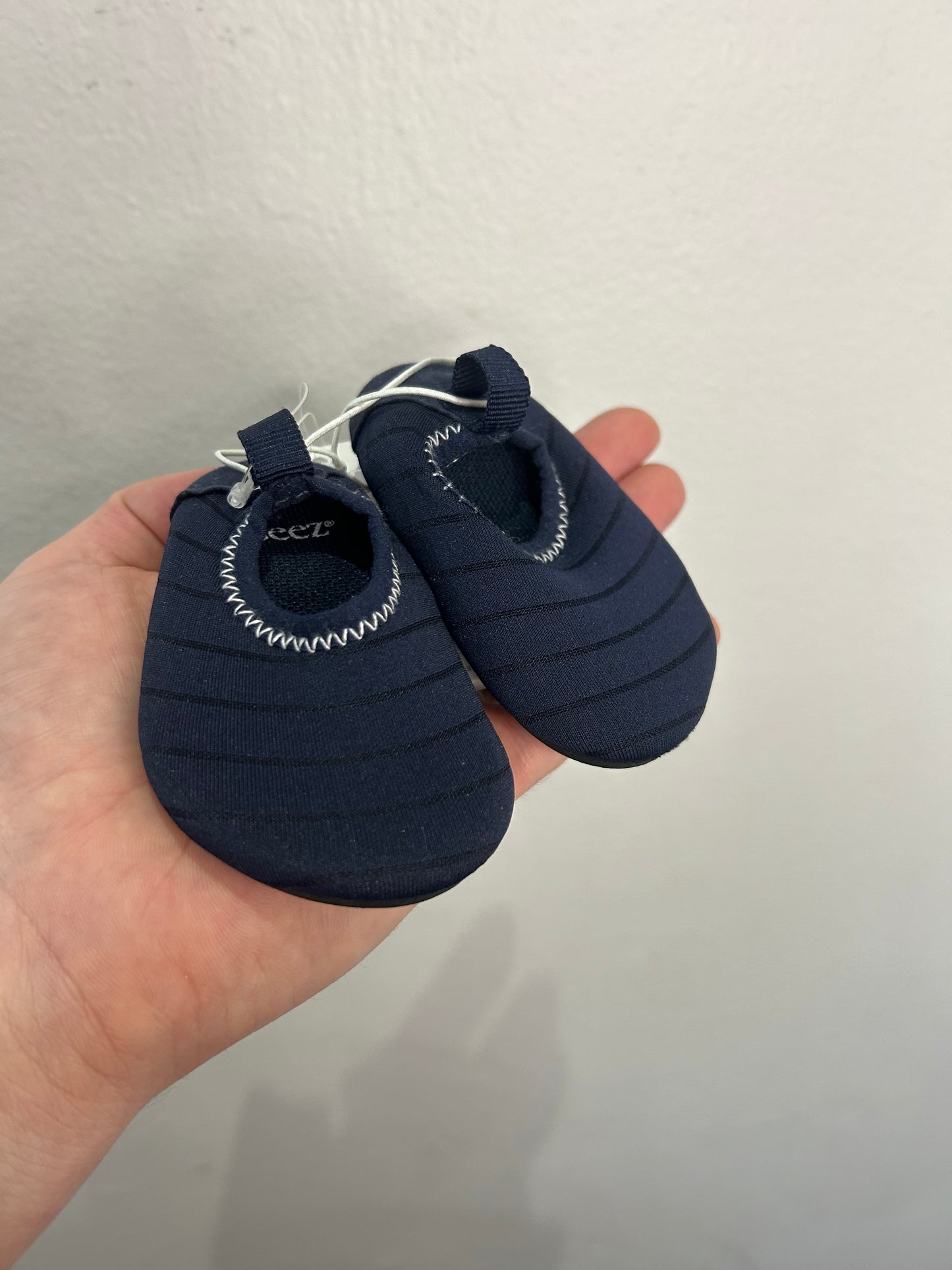 Baby water shoes 3-6m NEW