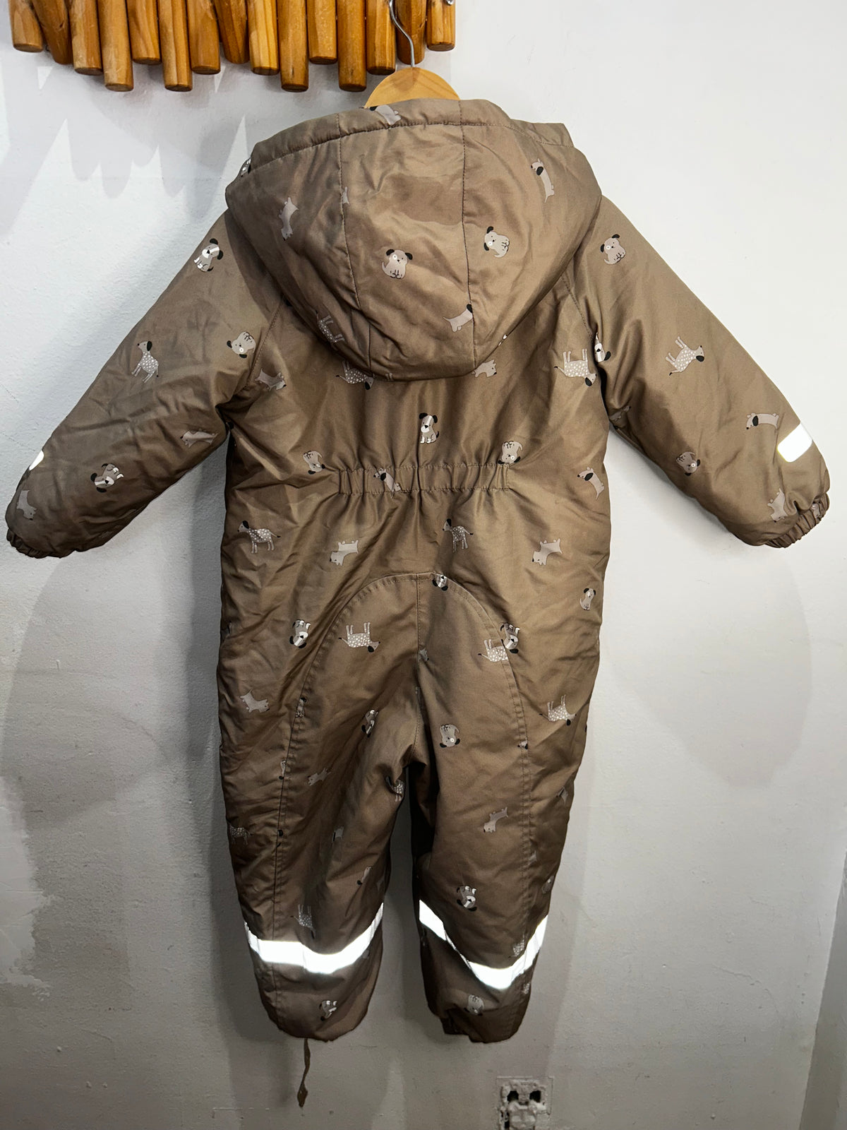 Dogs snowsuit 3-4y