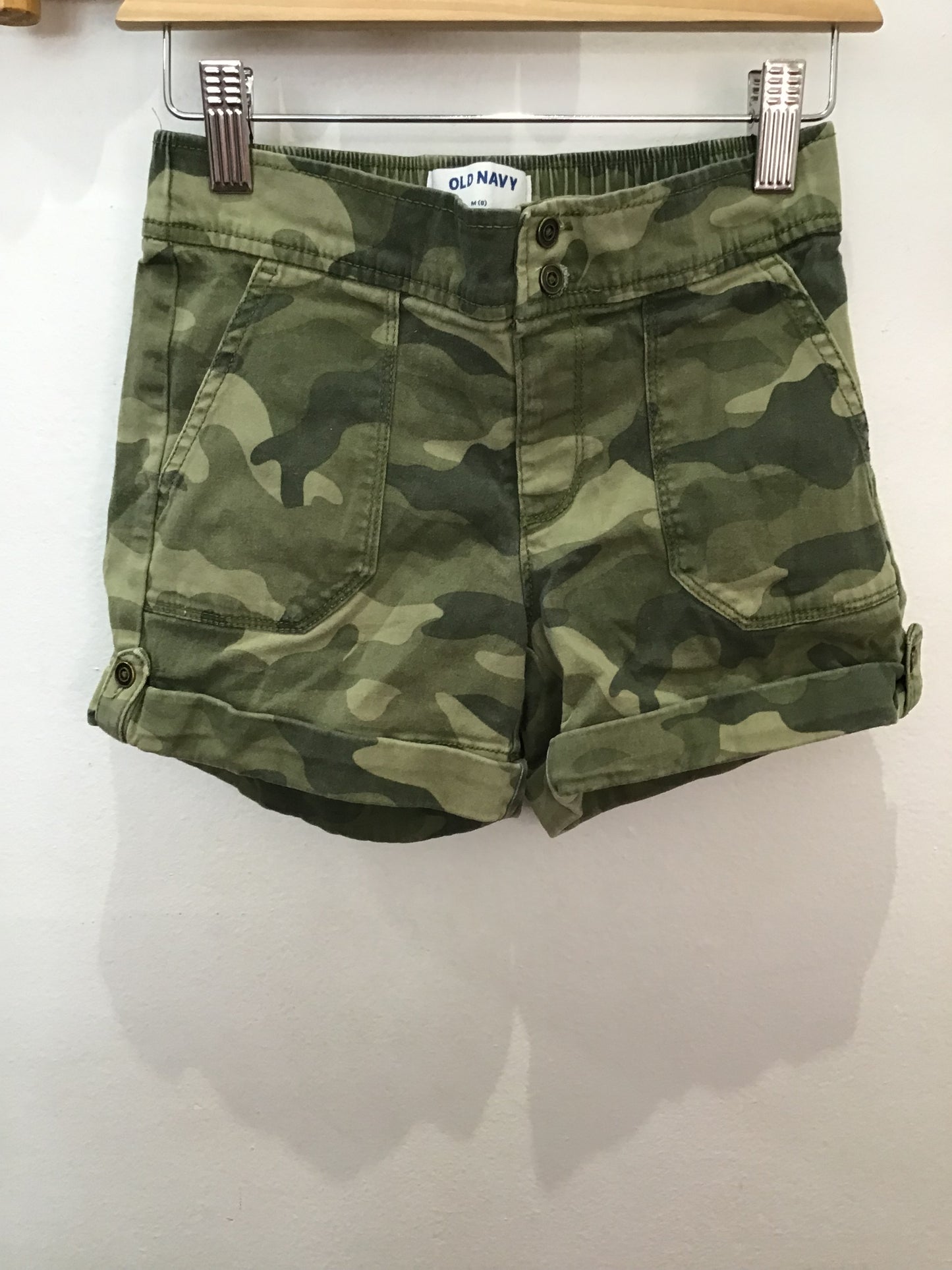 Camo cuffed shorts 8y