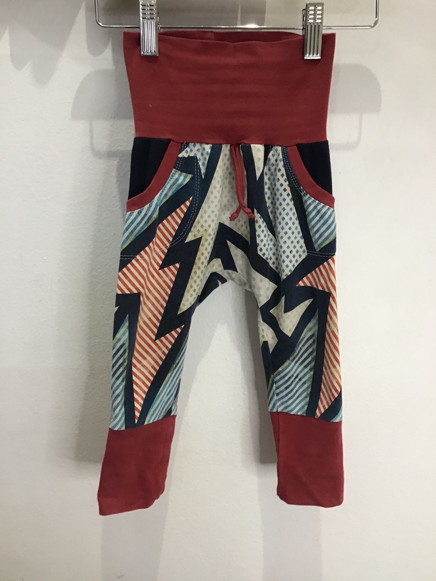 Colourful grow with me pants 3-12m