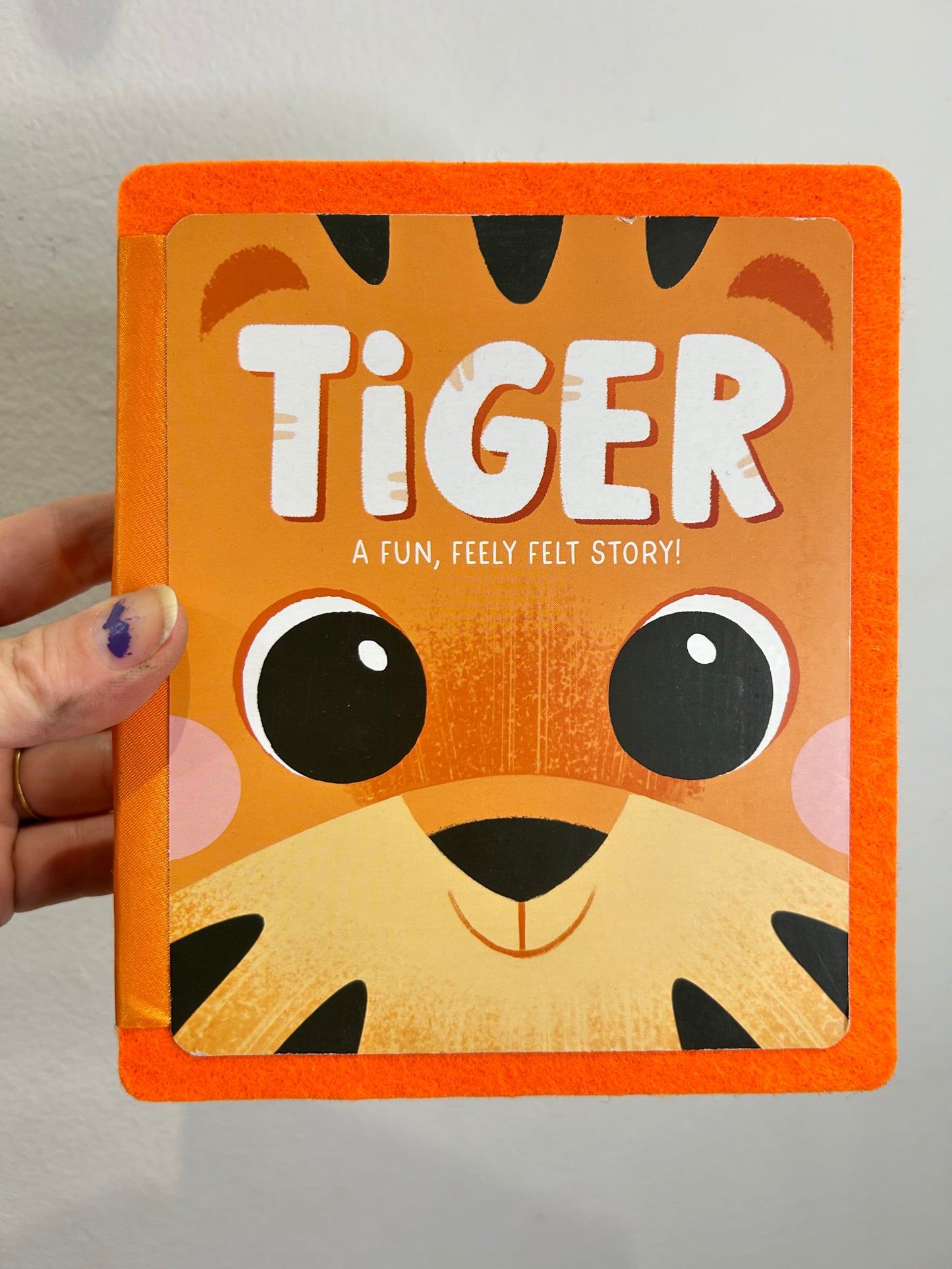 Tiger - A funny feely felt story