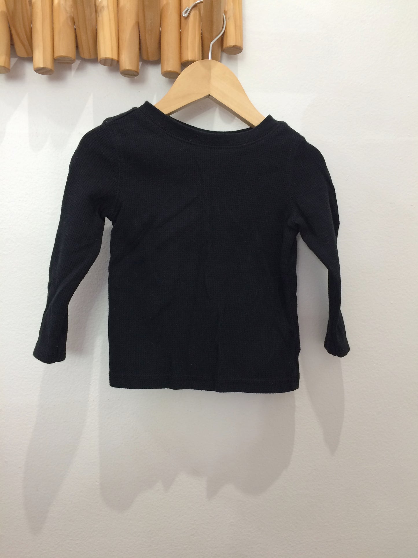 Black waffle longsleeve 18-24m