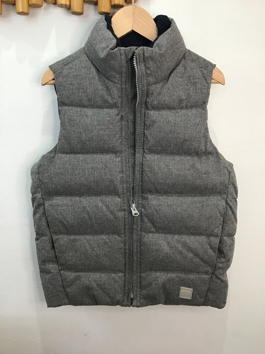 Grey puffer vest 6-7y