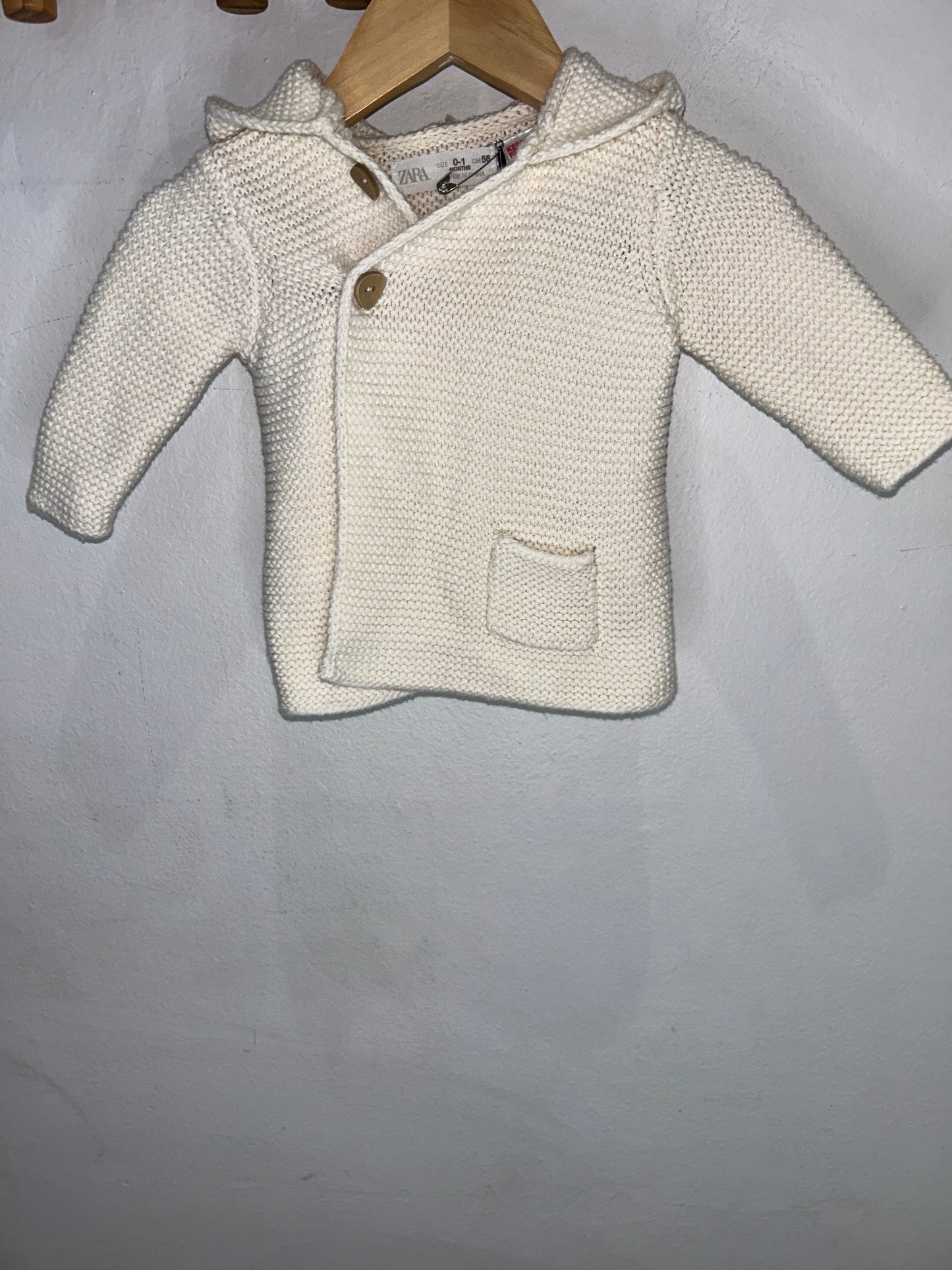 Cream baby sweater 0-1m