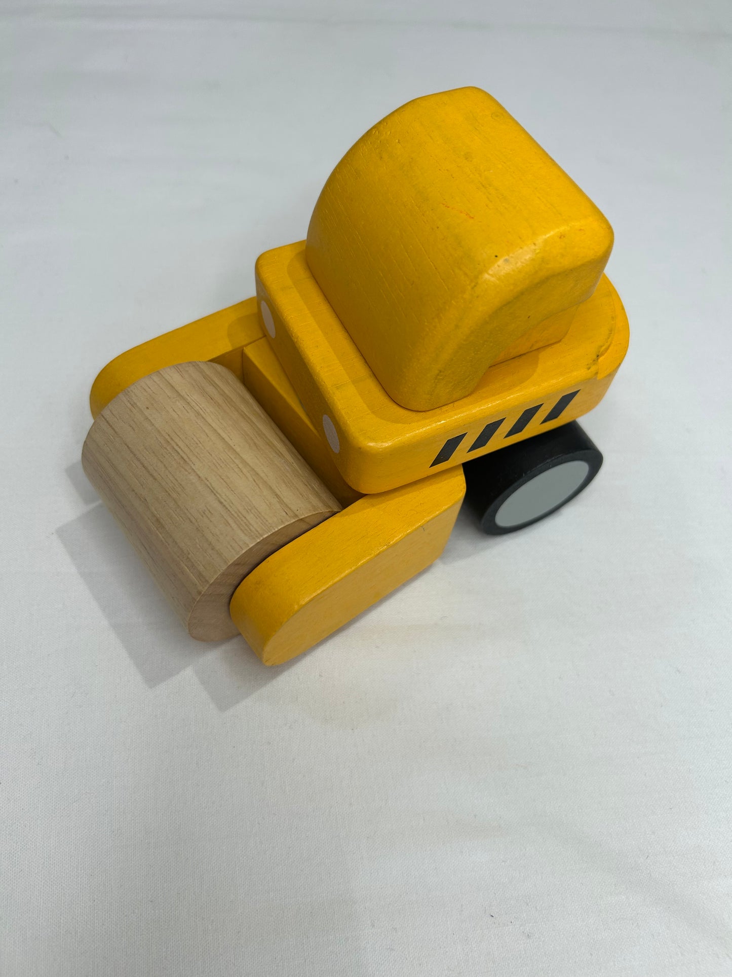 Plan Toys construction roller