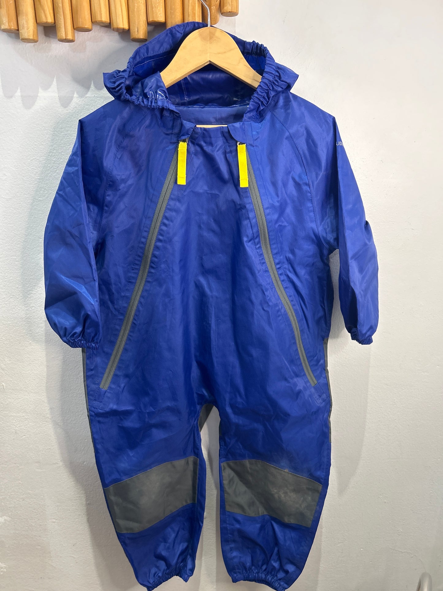 Cloudveil blue rainsuit 3y