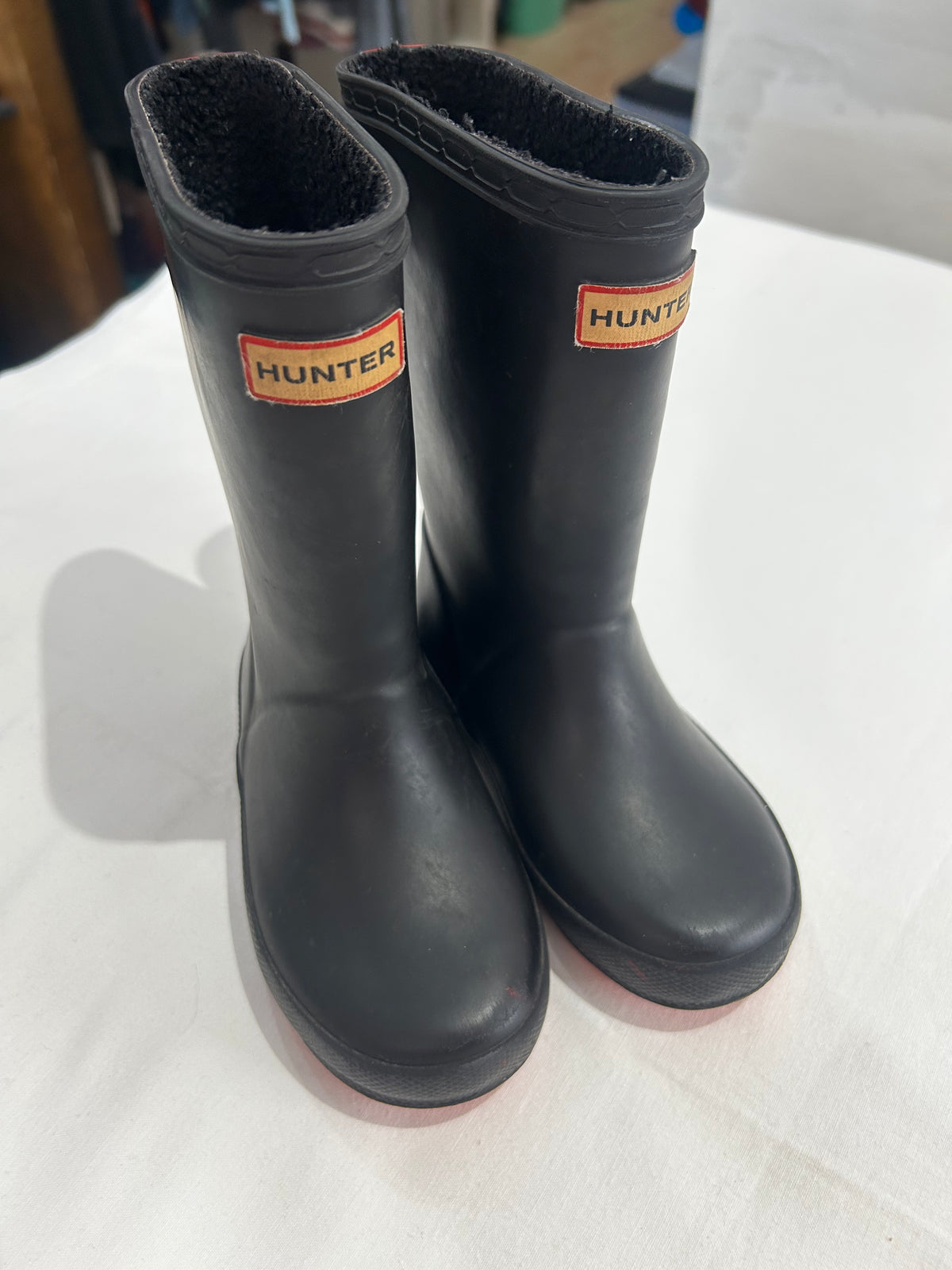 C10 Hunter black rainboots w red detial