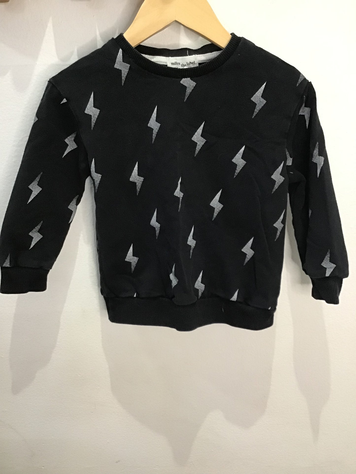 Thunderbolts pullover 2y