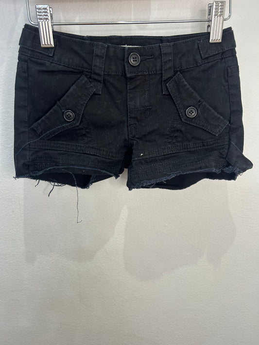 Black cargo short shorts 7y
