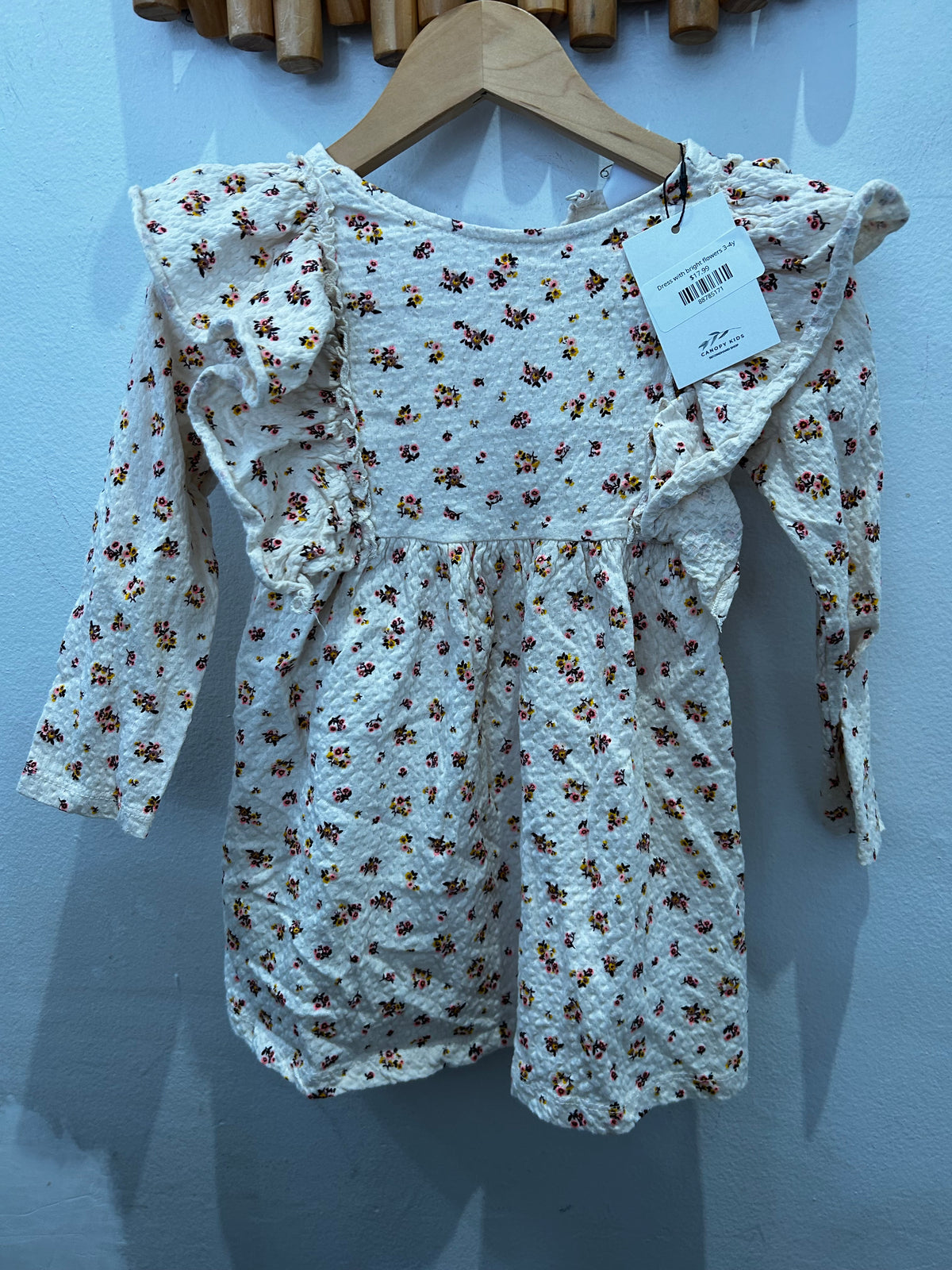 Dress with bright flowers 3-4y