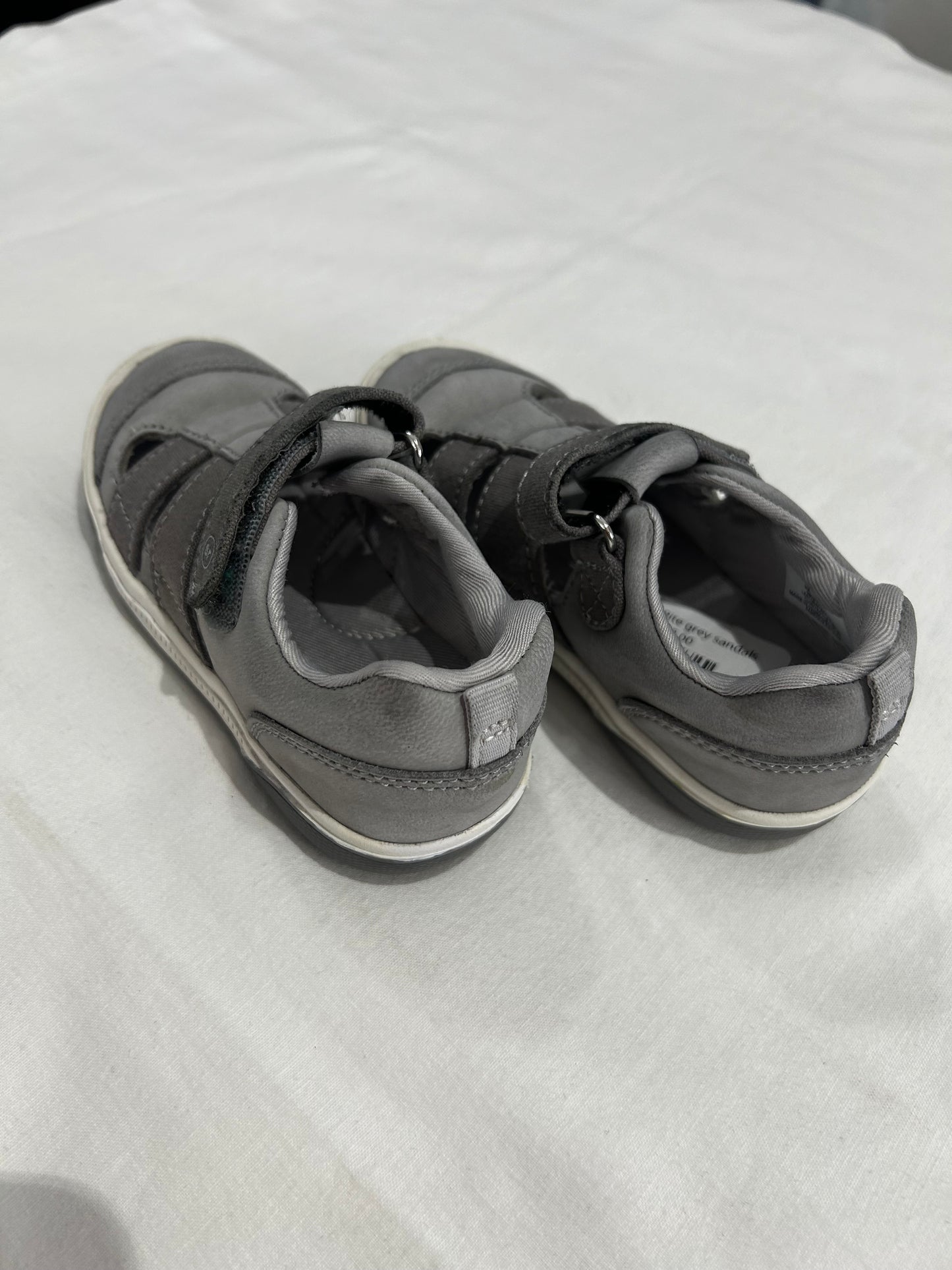 C8 Stride Rite grey sandals