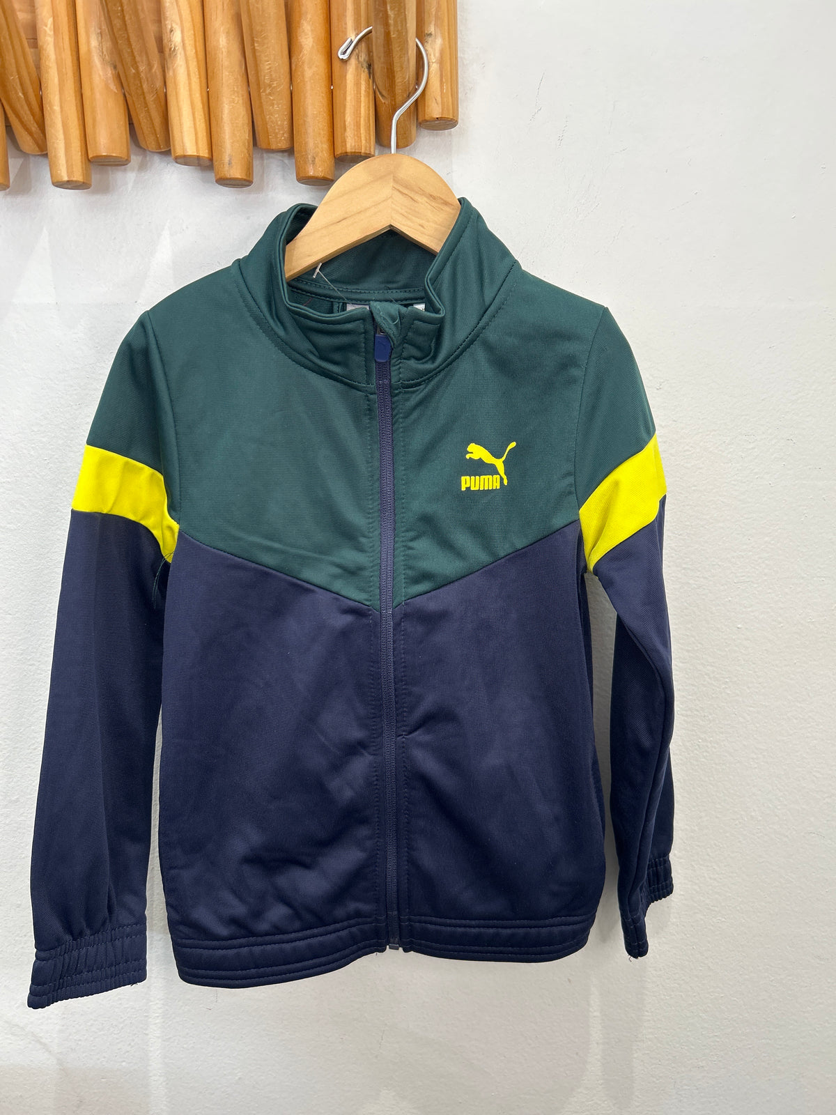 Puma blue and green track sweatshirt 5y NEW