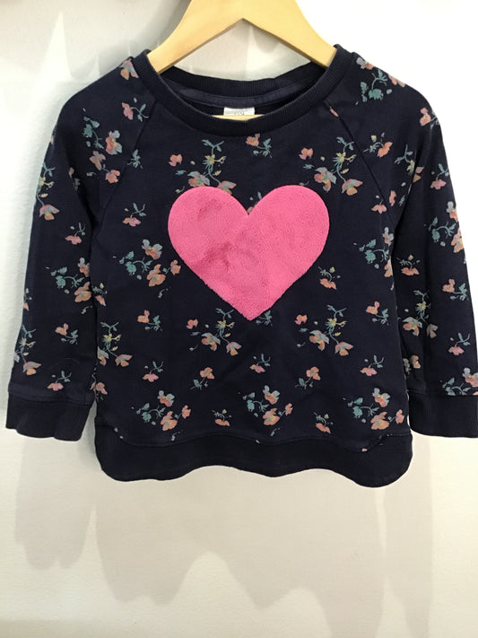 Pink heart floral pulloer 2y