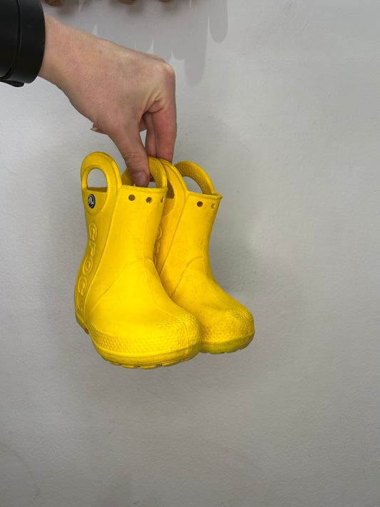 C6 yellow Croc rainboots