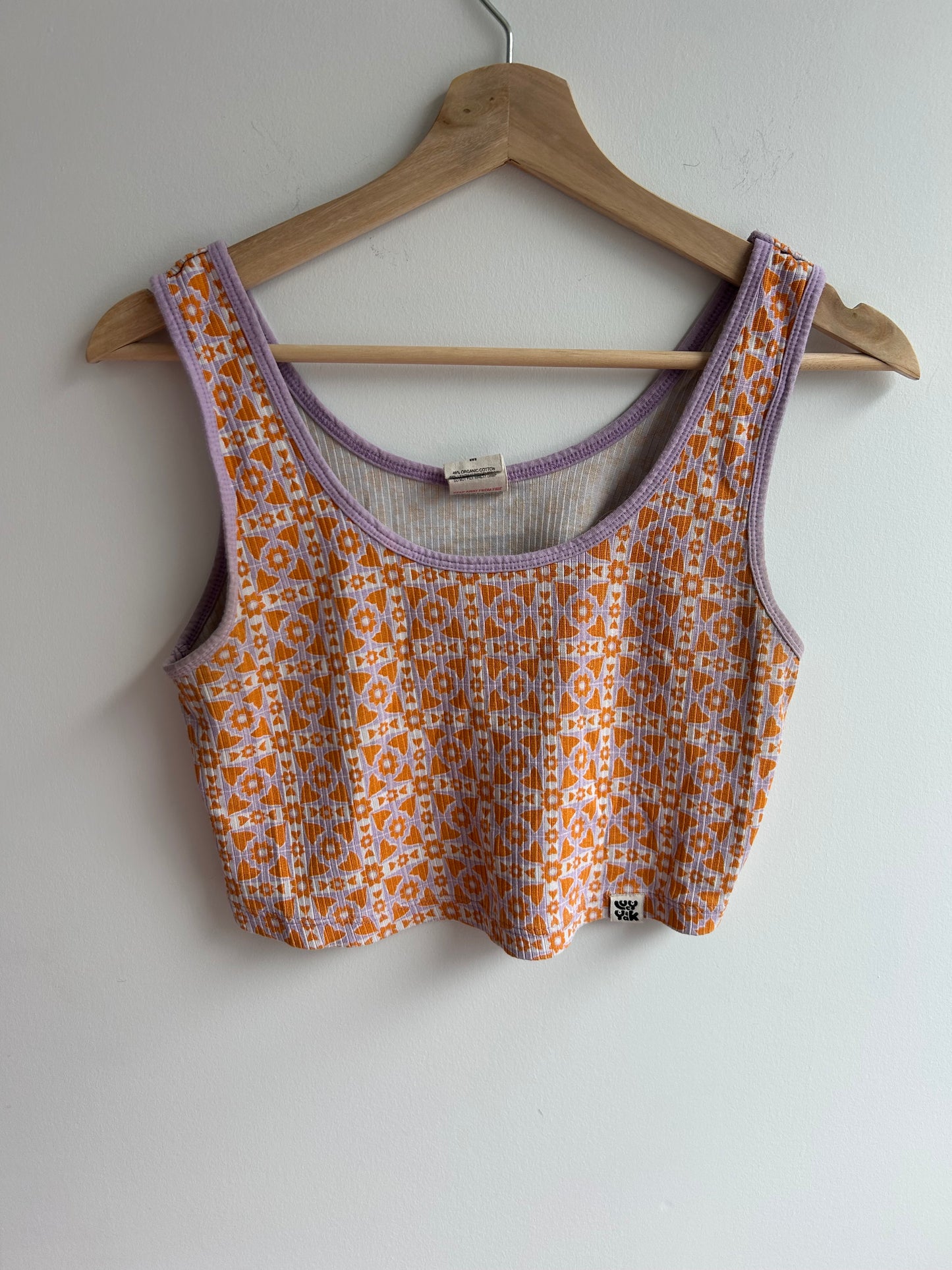 Orange and lavender crop tanktop M