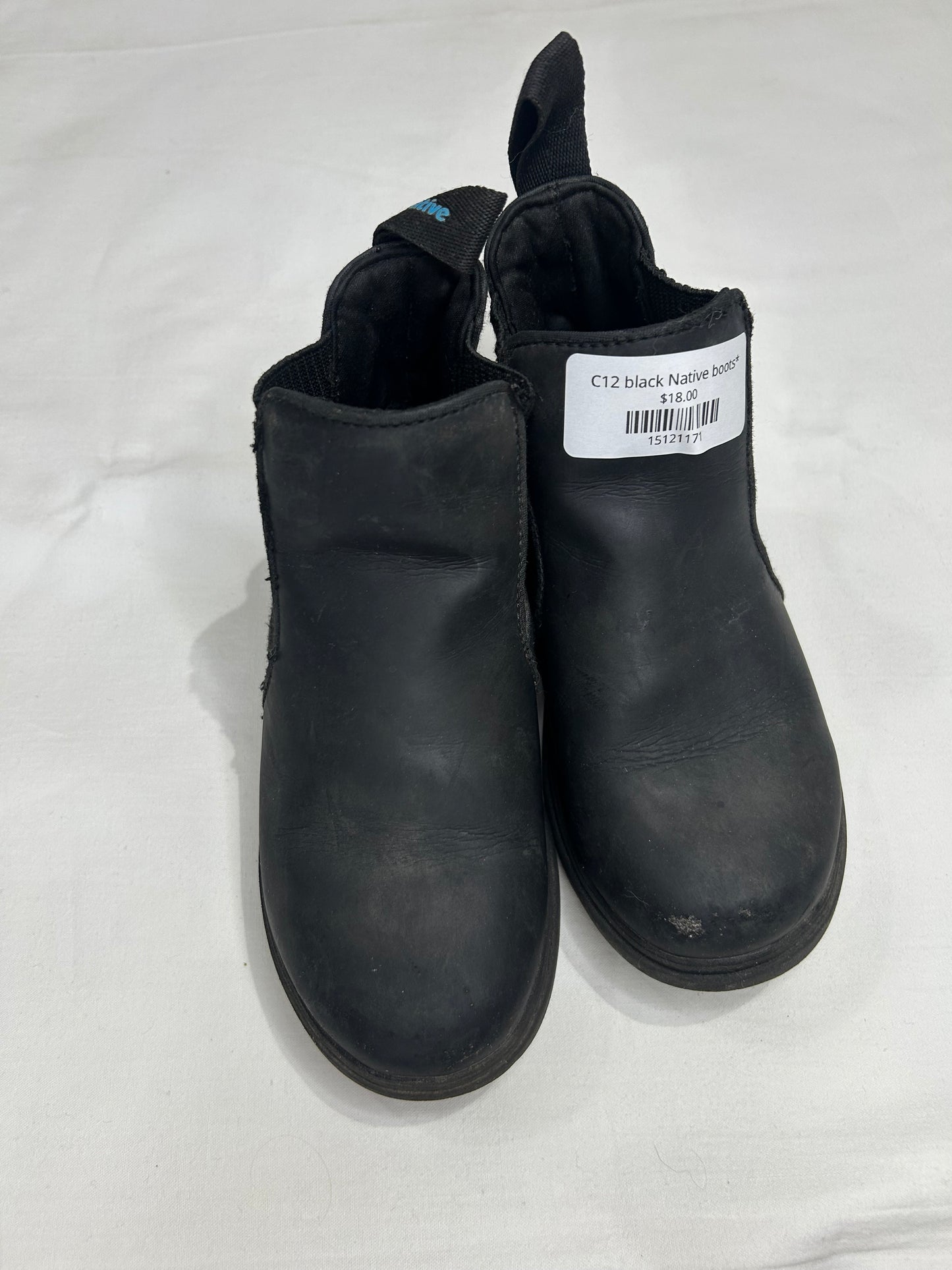 C12 black Native boots*