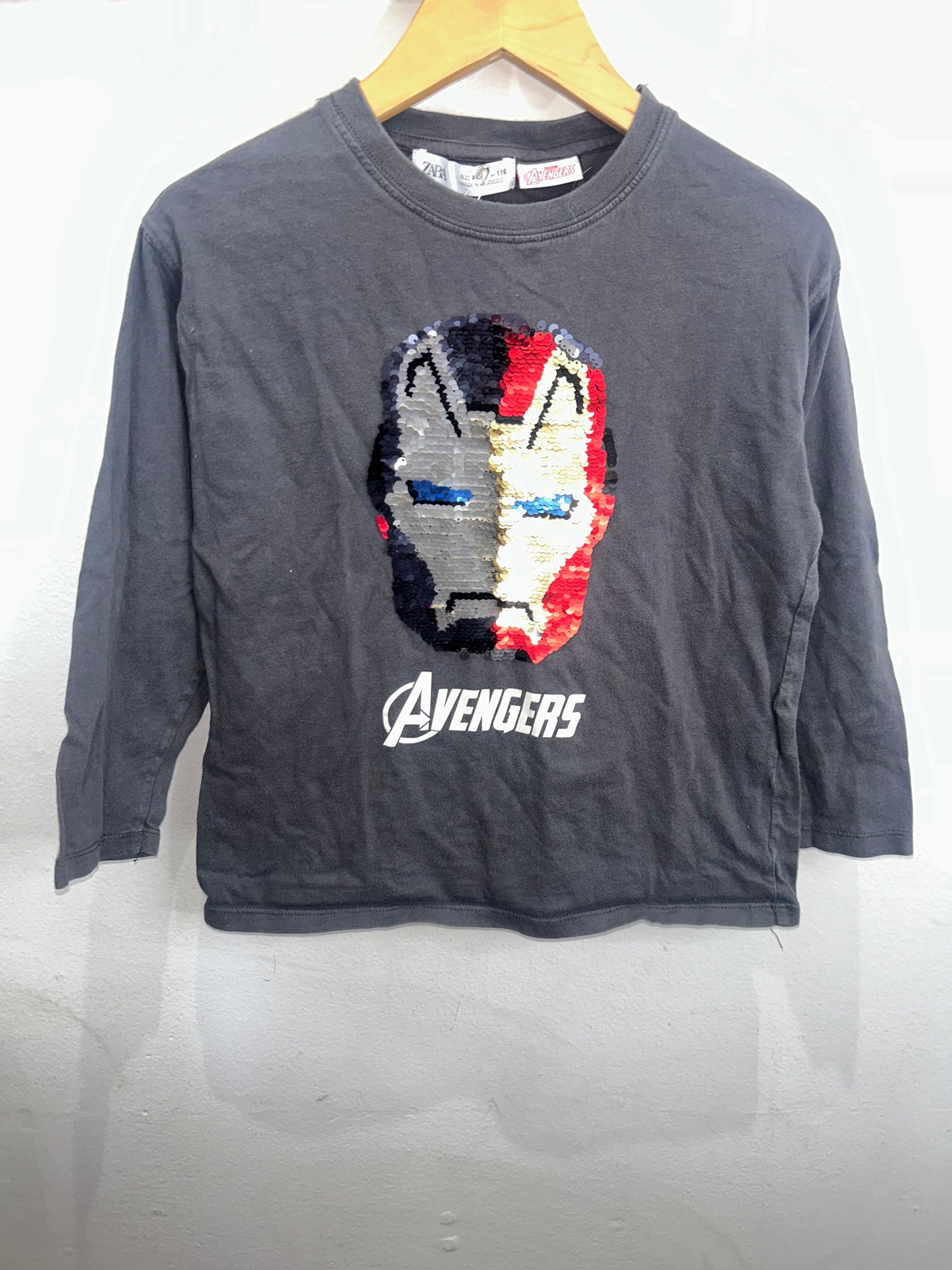 Avengers sequin longsleeve 6y