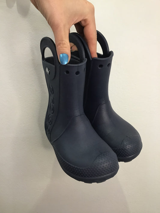 C13 navy Croc rainboots