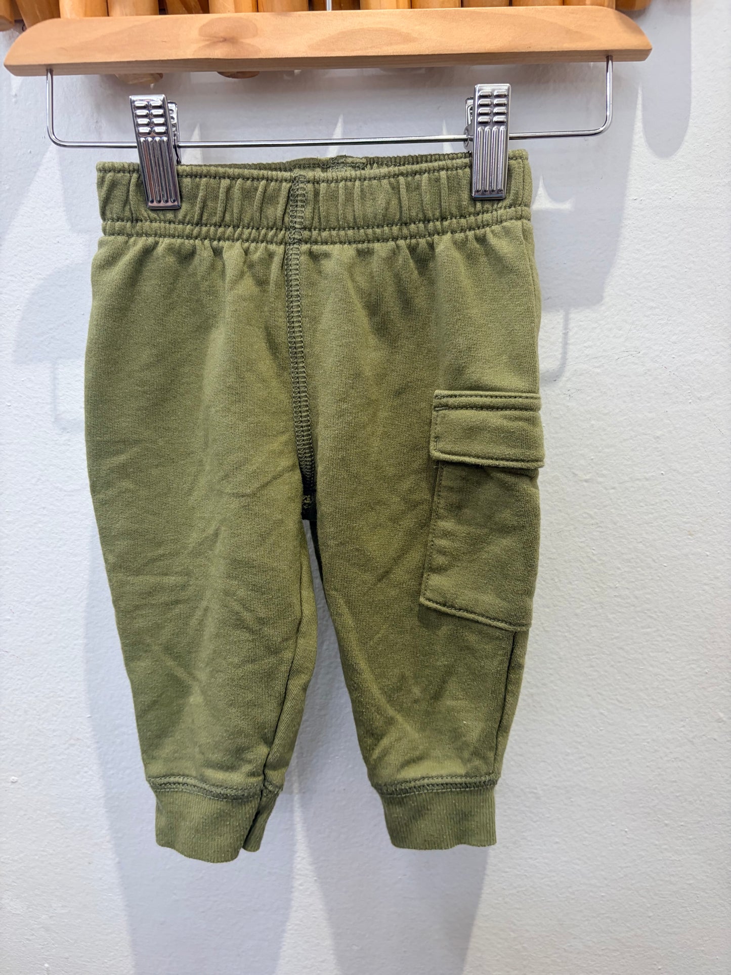 Olive joggers 9m