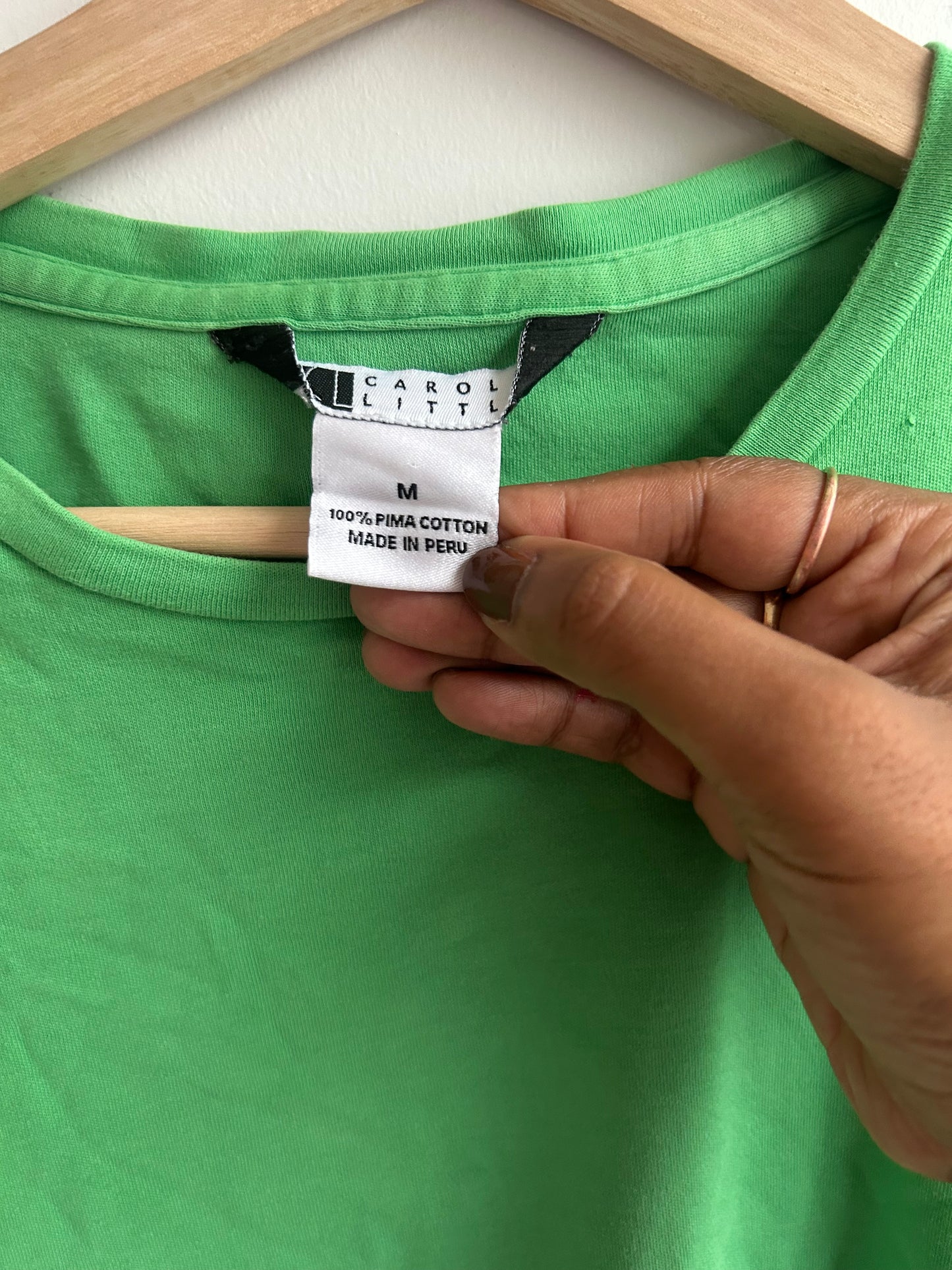 Perfect green tee M