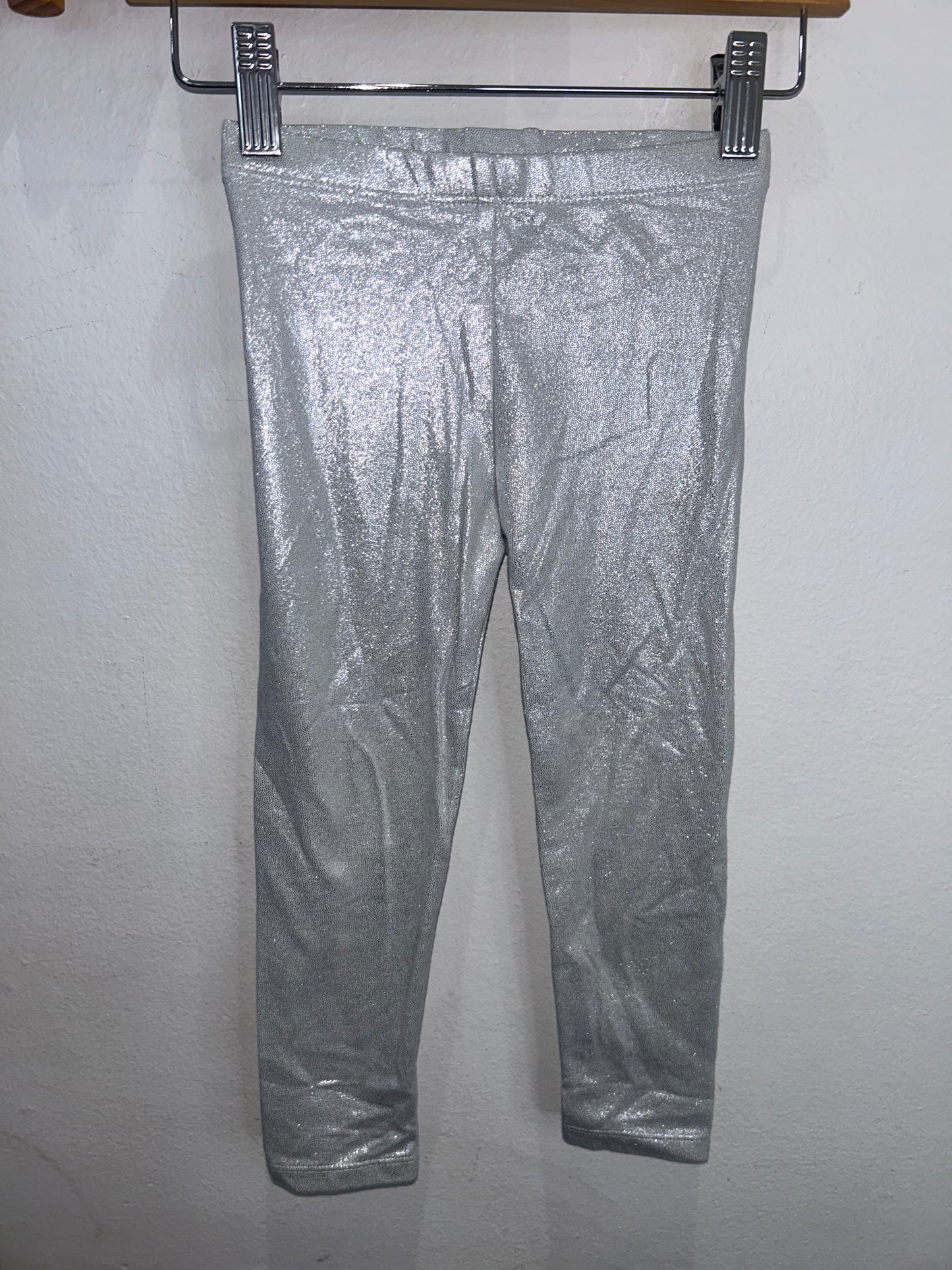 Sparkly silver leggings 3y
