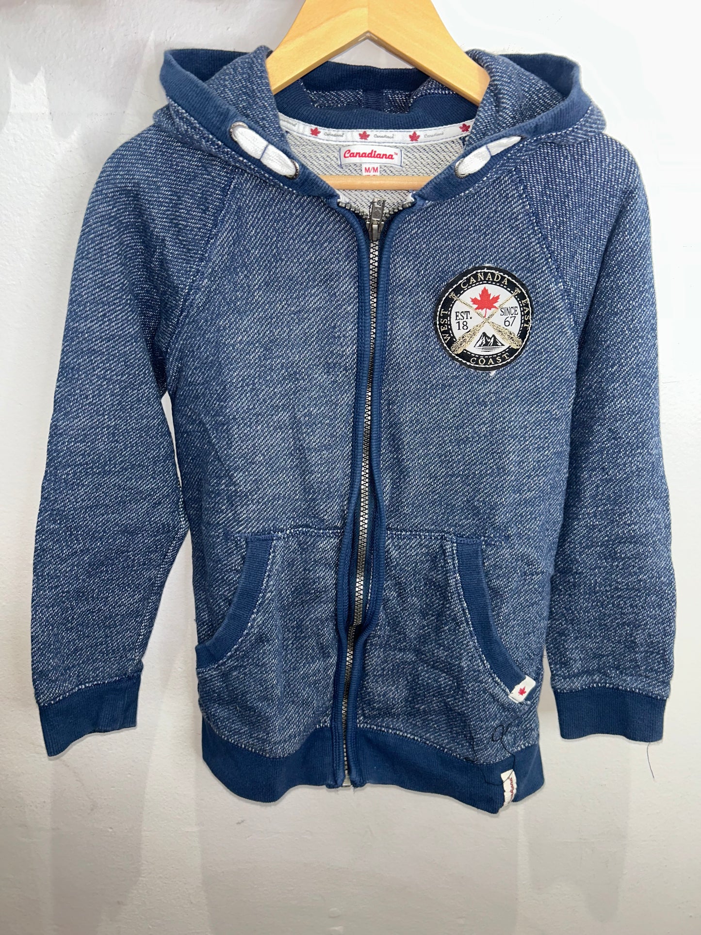 Blue Canada sweatshirt 7-8y