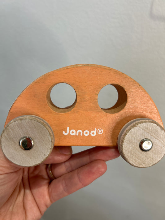 Janod peach car