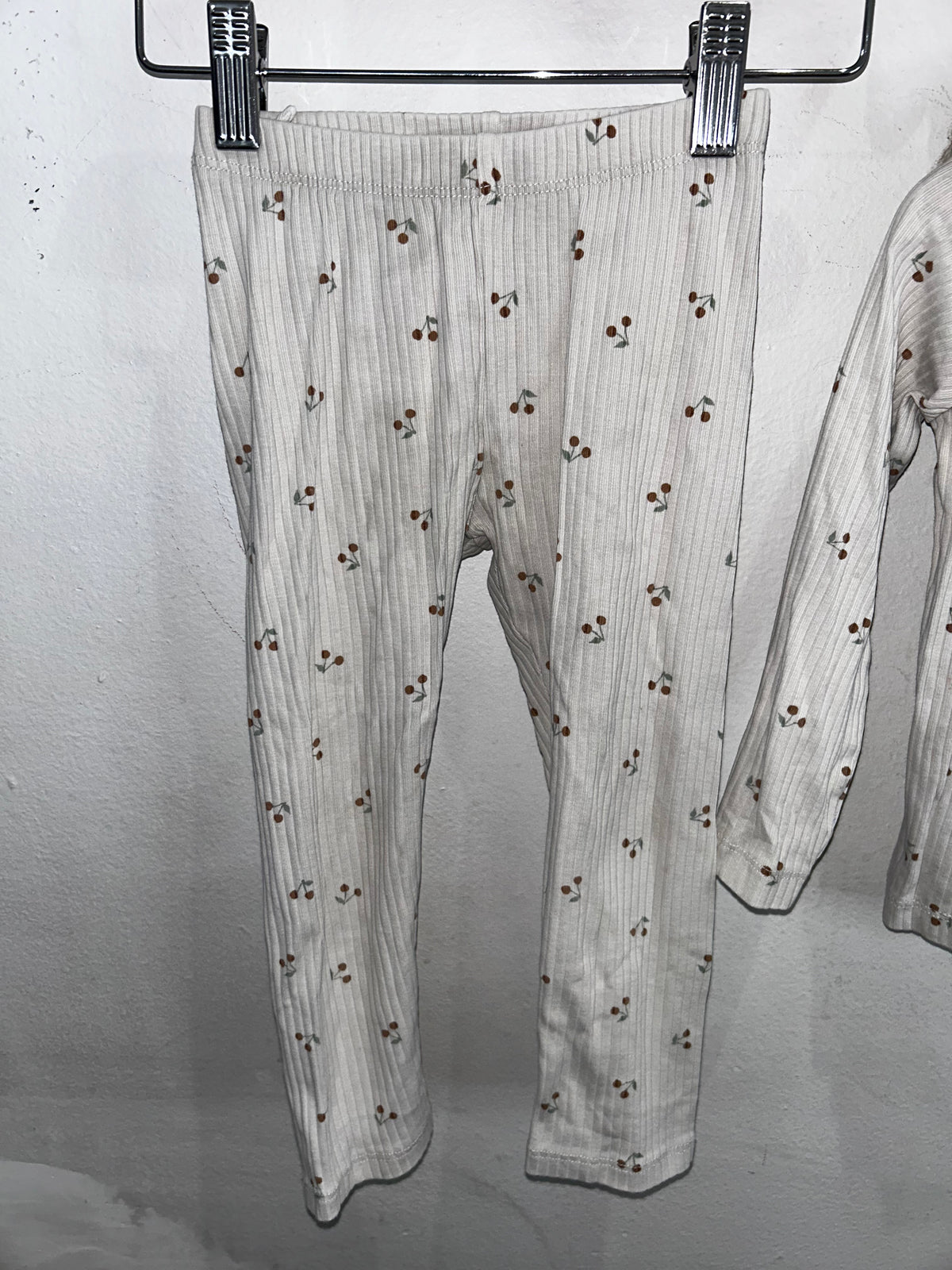 Cherries lounge set 2-3y*