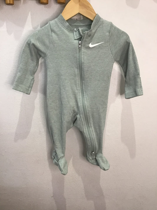 Sage sleeper Nike 0-3m
