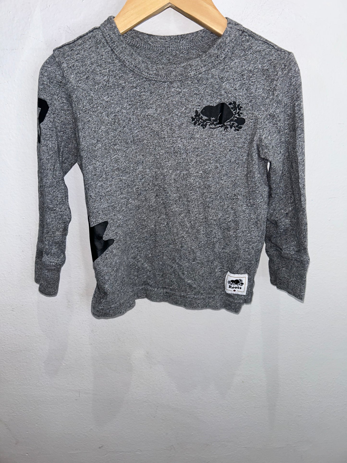 Roots Canada longsleeve 2y