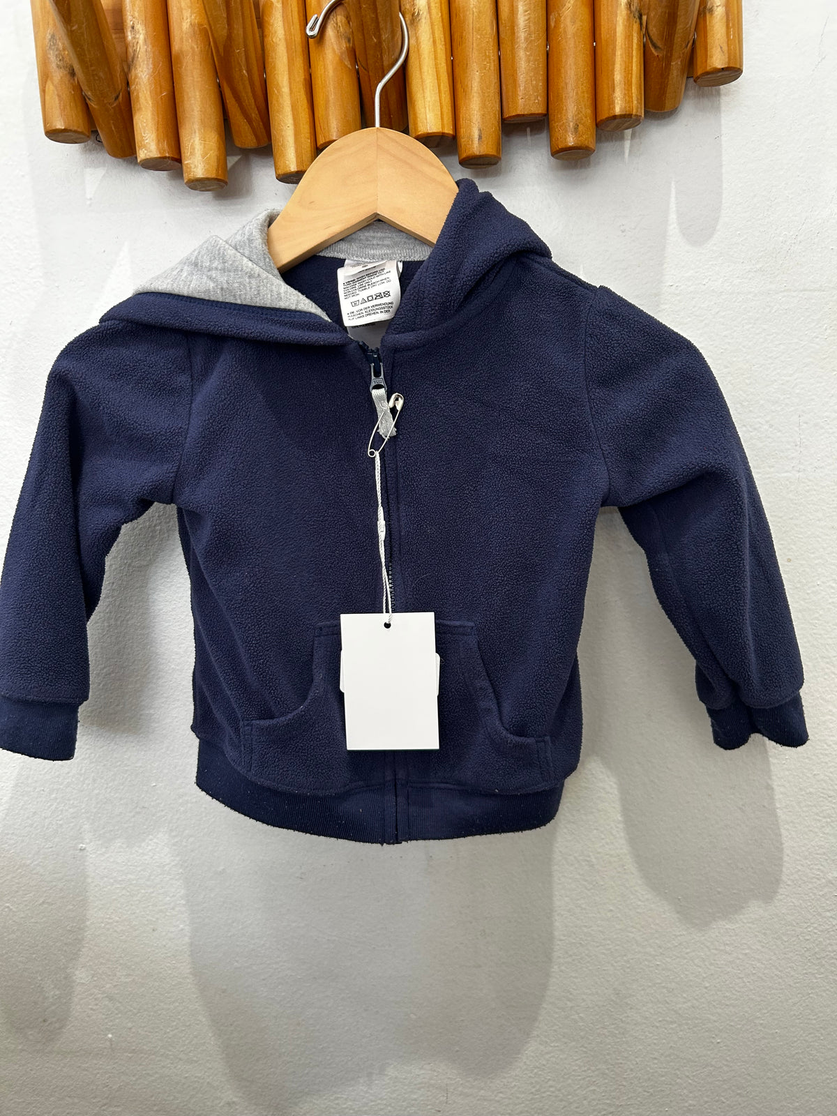 Navy fleece sweatshirt 18m B