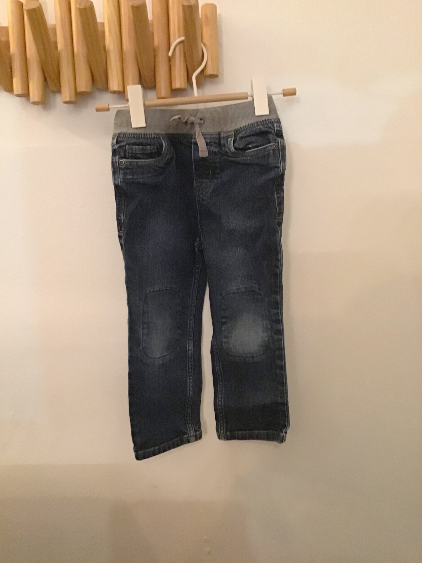 Hanna Andersson pull on relaxed jeans 5y
