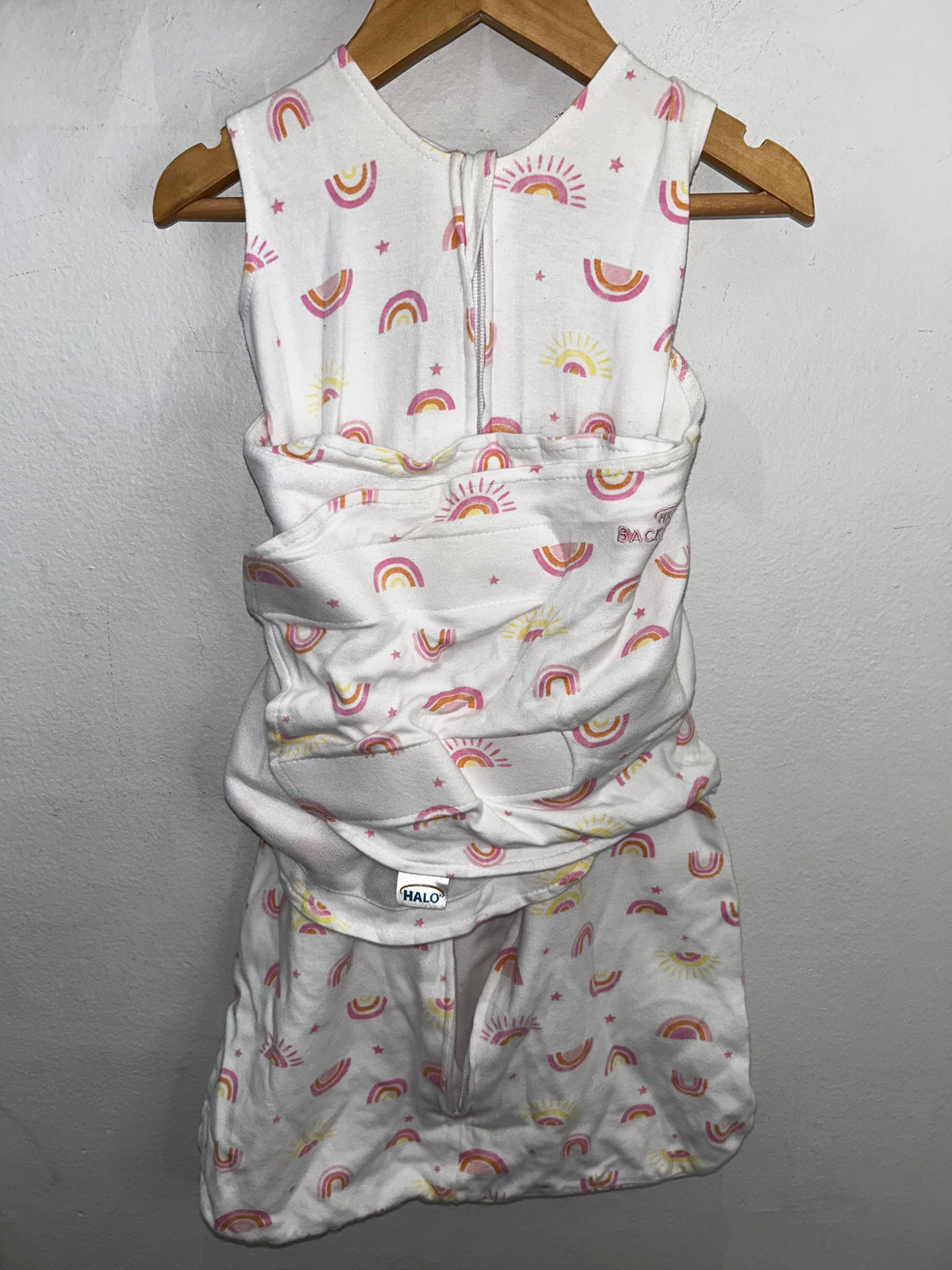 Halo rainbow swaddle sack 3-6m