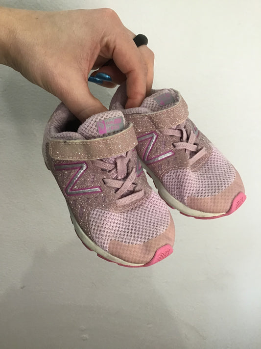 C7 pink sparkly  New Balance runners