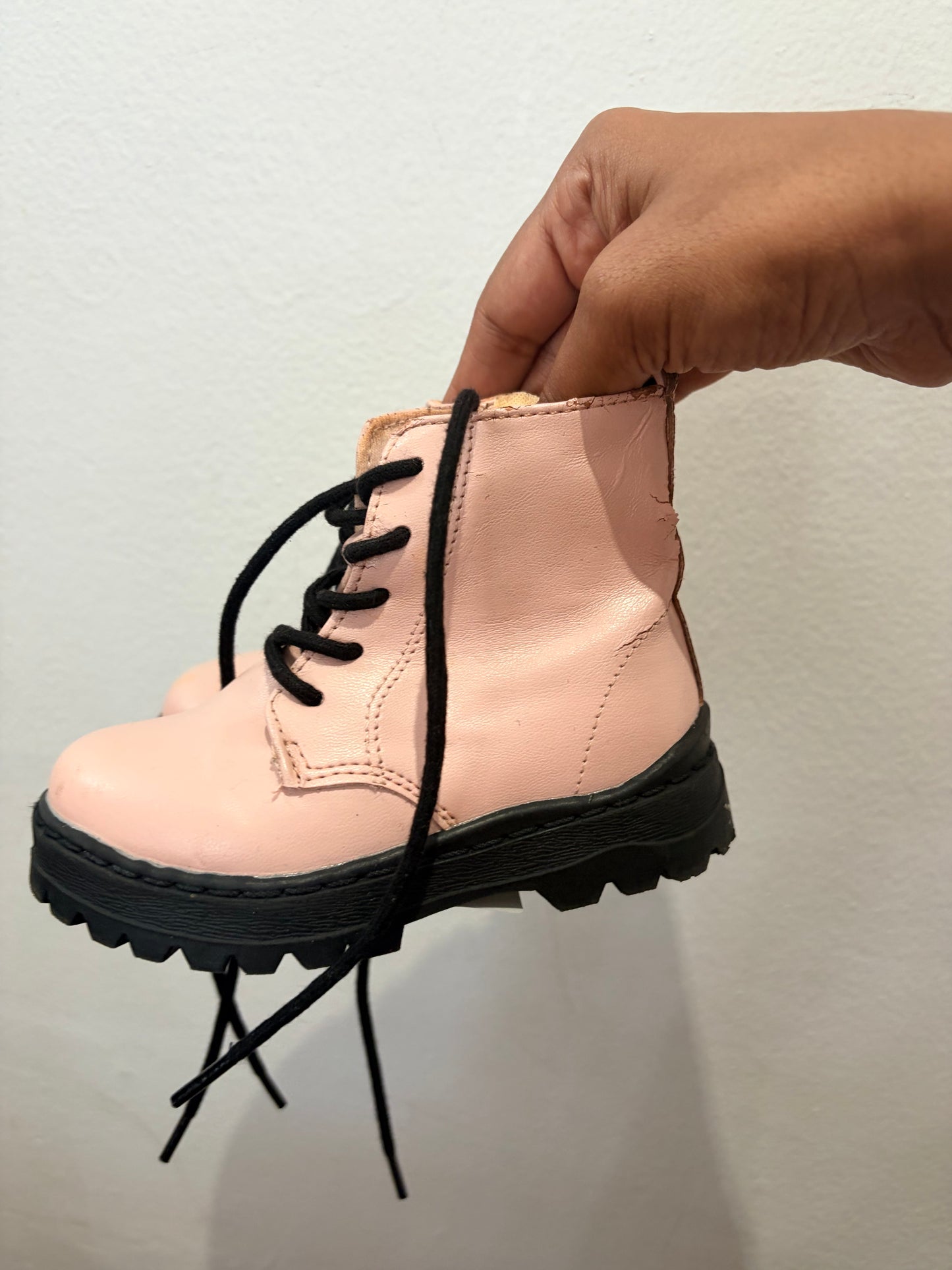 C6 pink fall boots*