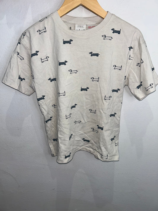 Daschunds tee 6y