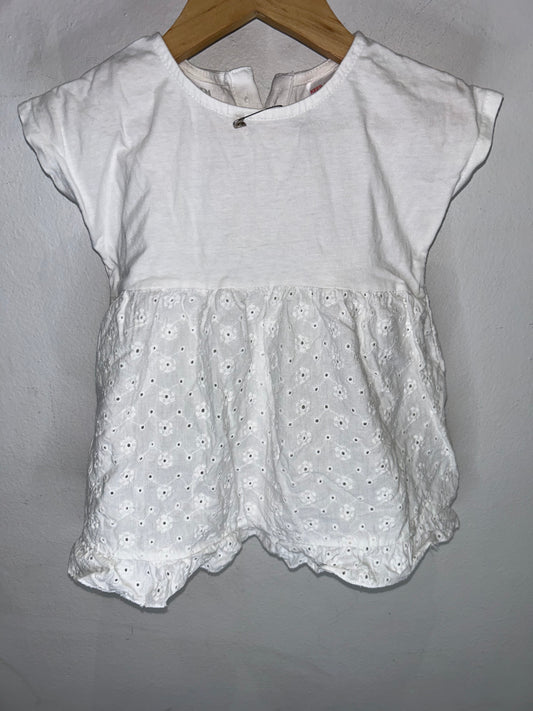 Eyelet a-line white tee 3-4y