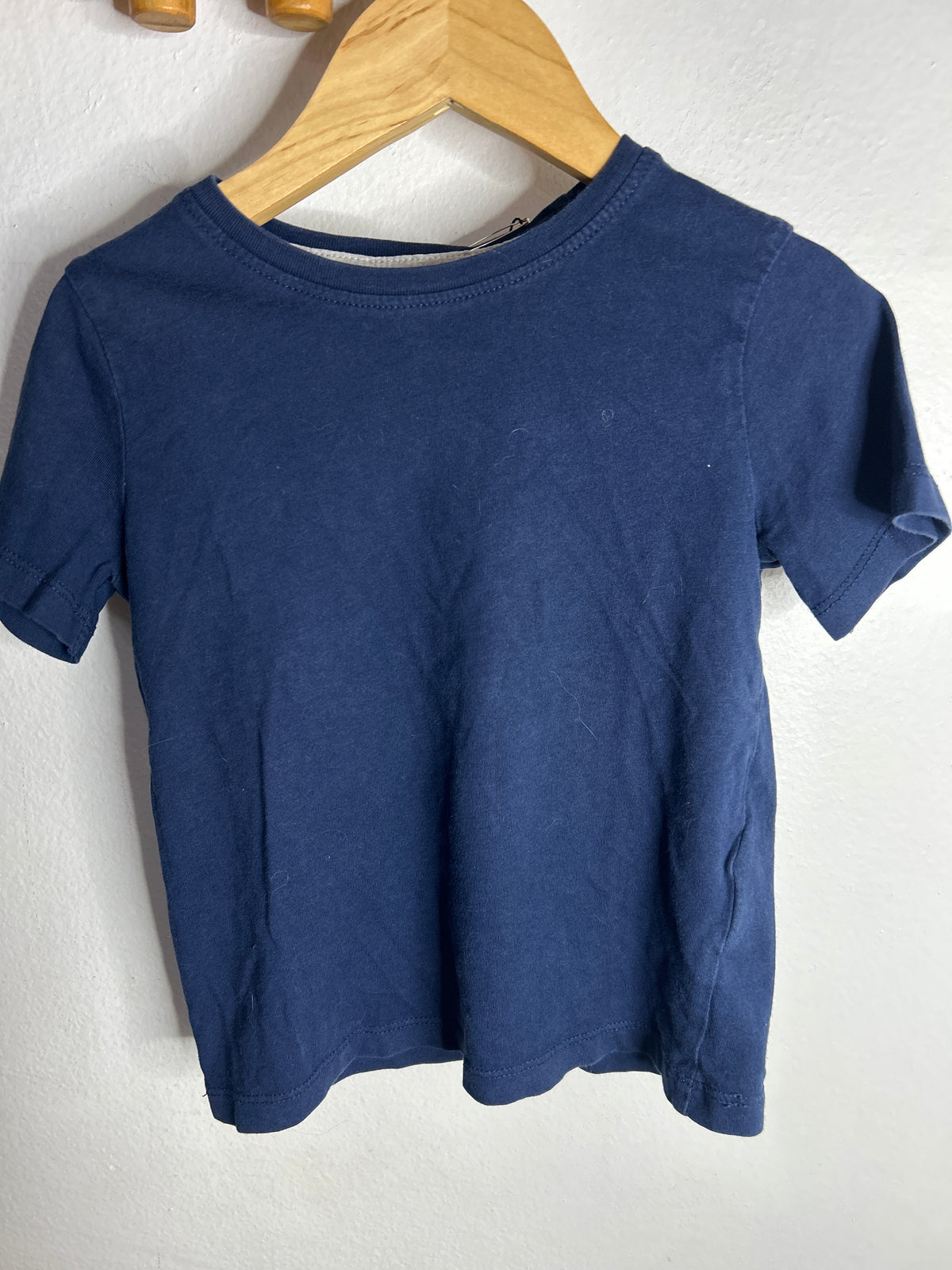 Navy basic tee 2-4y