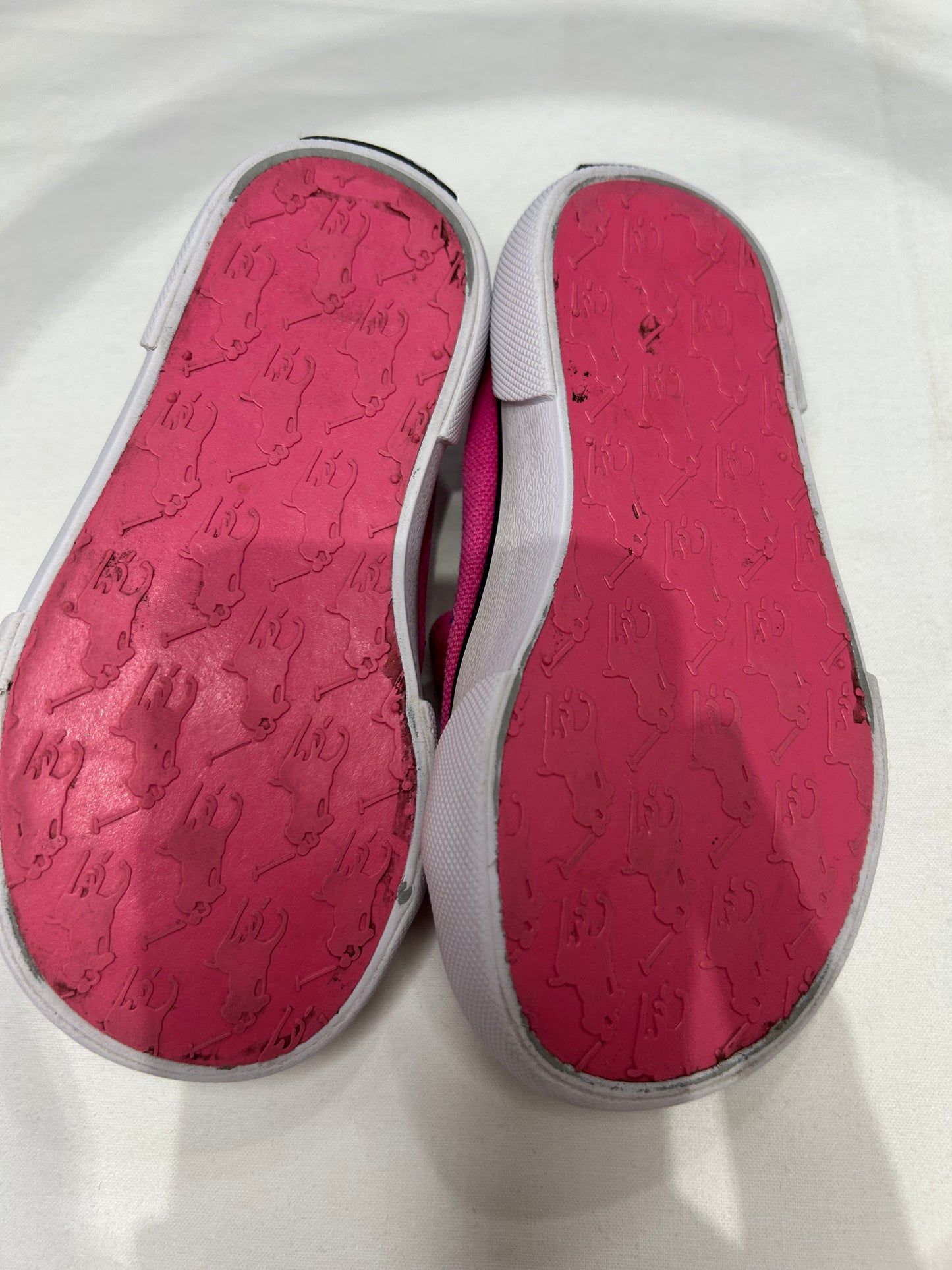 C7 pink canvas Polo shoes