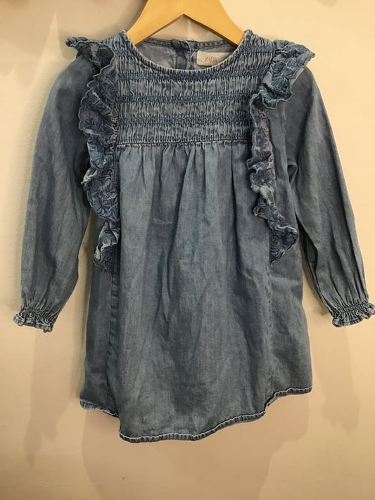 Smocked chambray dress 3-4y