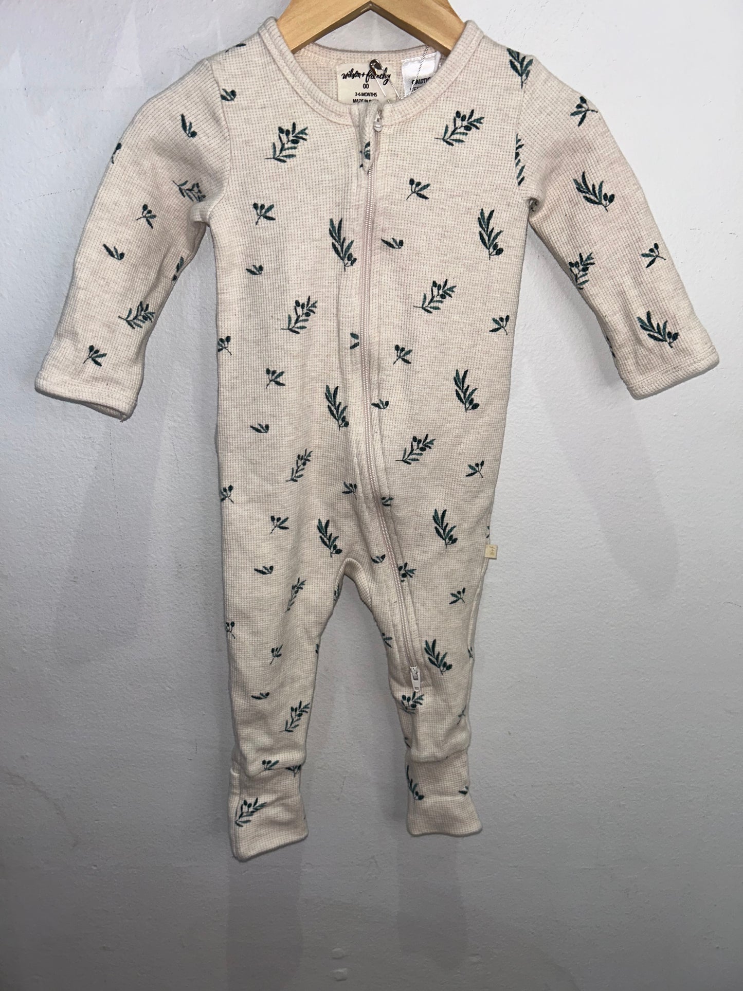 Wilson & French olive branch sleeper 3-6m