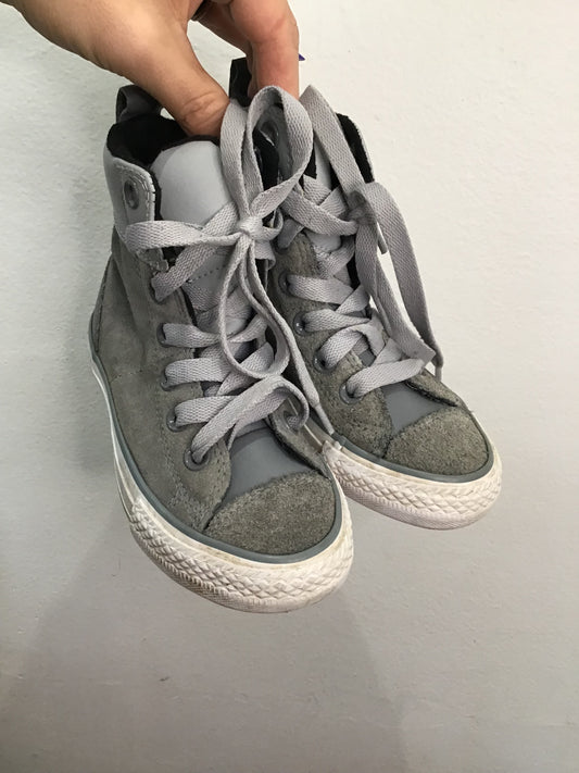 C11 Converse grey high tops