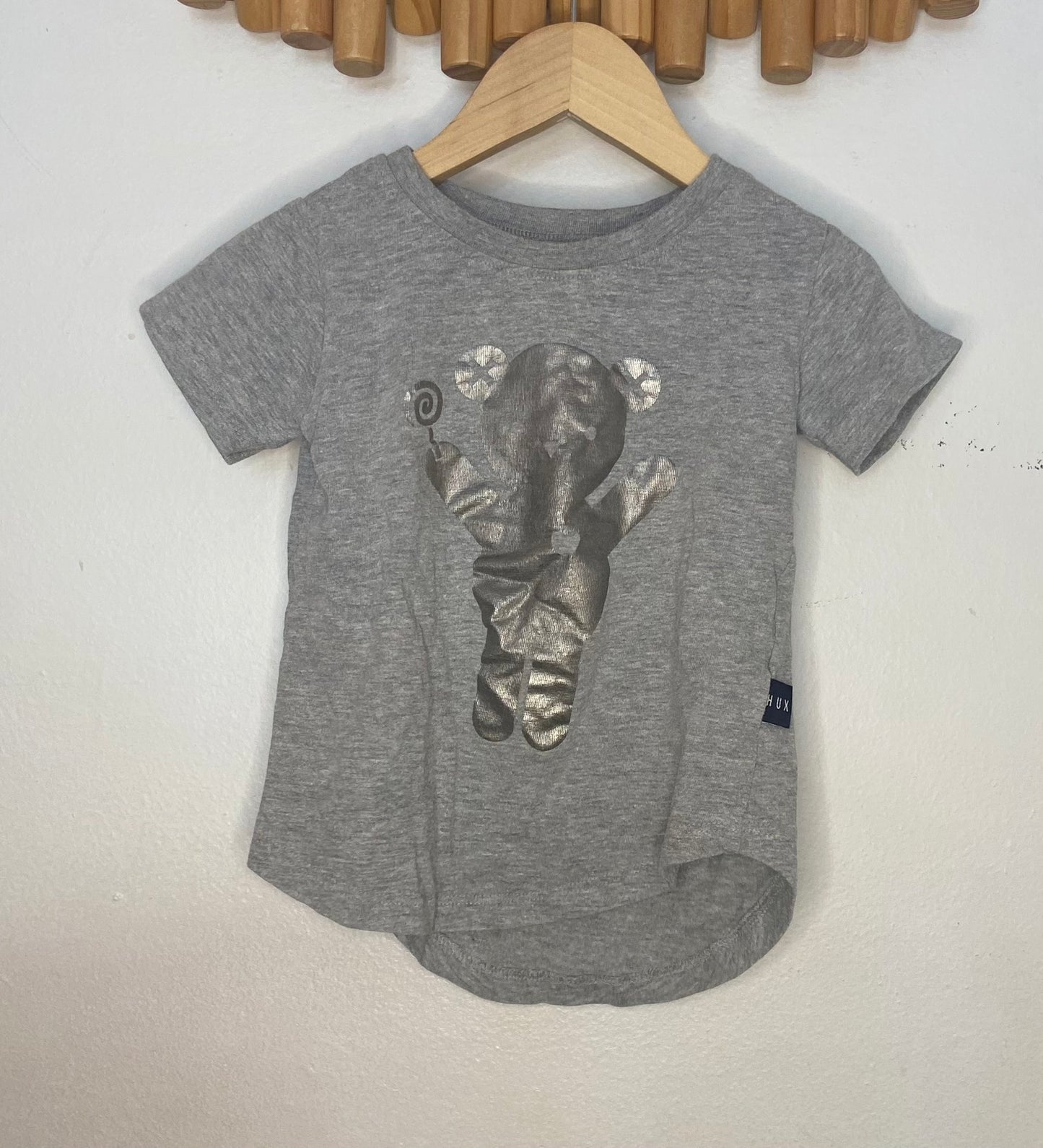 Huxbaby bear tee 2y