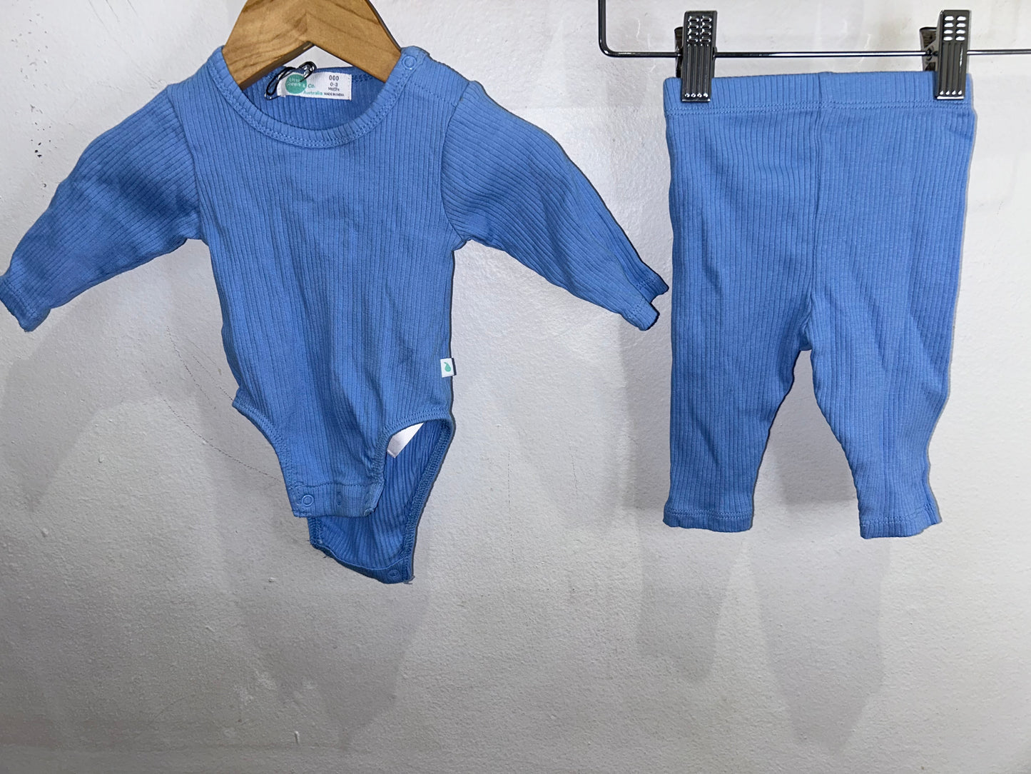 Mid blue ribbed set 0-3m
