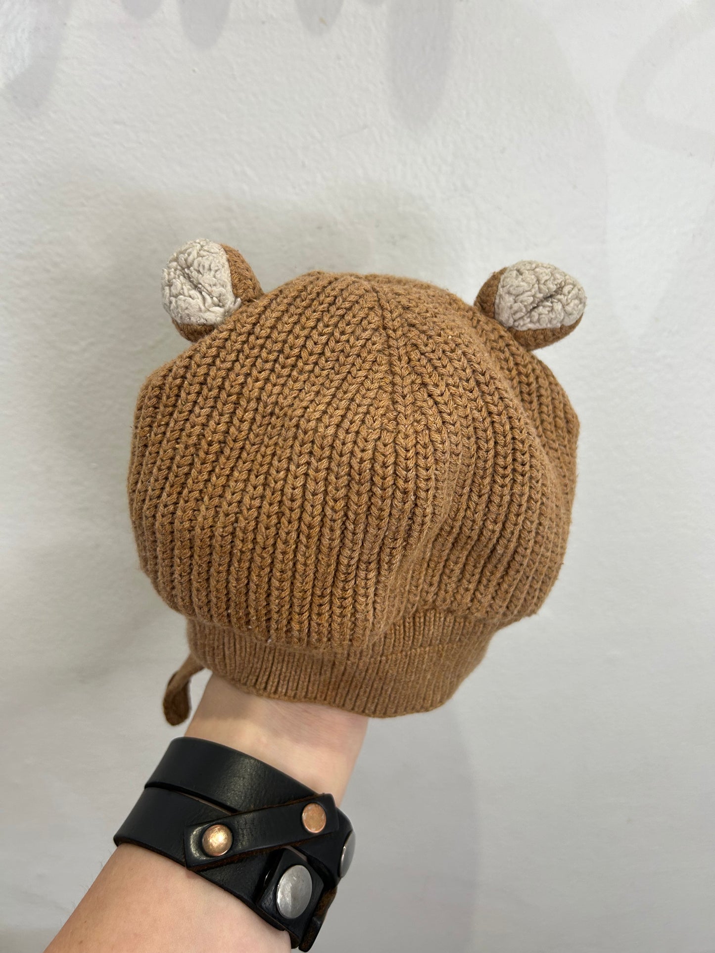 Brown furry lined hat 12-18m