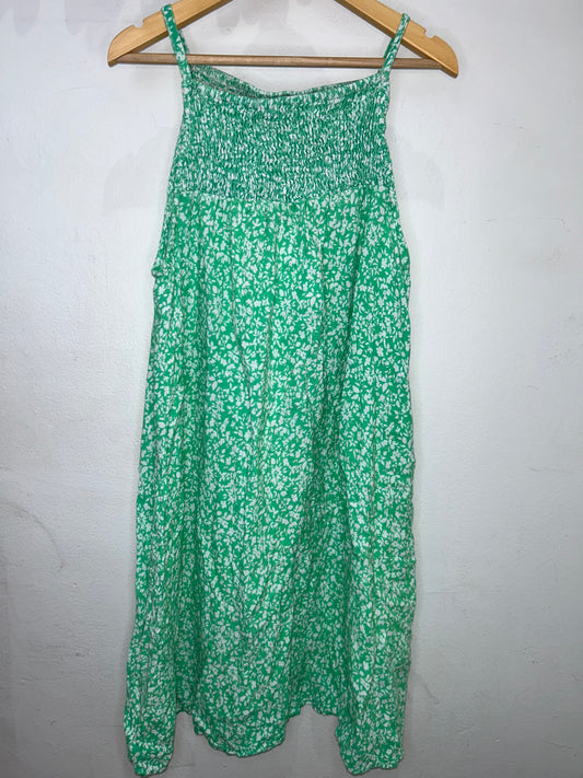 Green print dress 14y