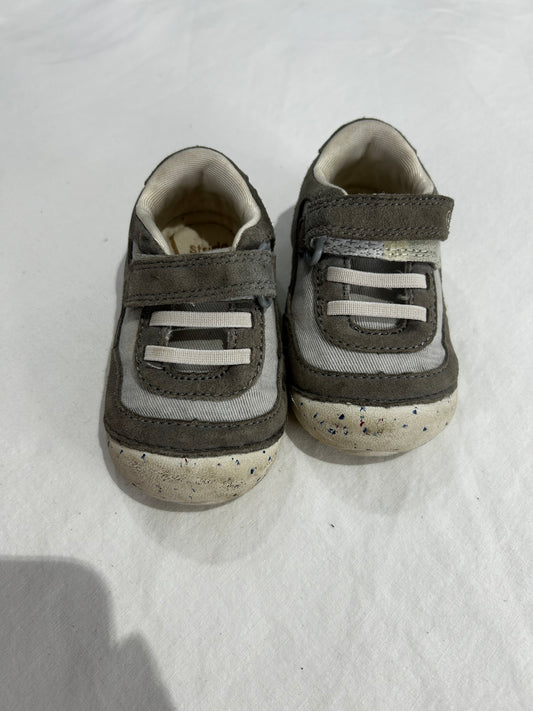 C4 grey Striderite